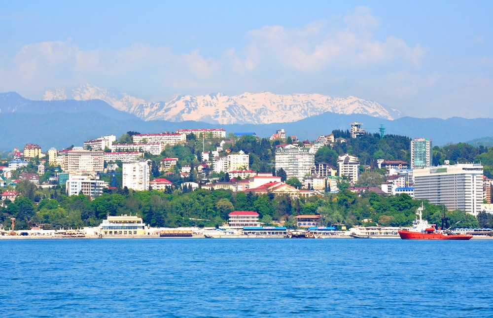 Depositphotos 11533838 s 2019 - Sochi landscape: sea, city and snowy mountains