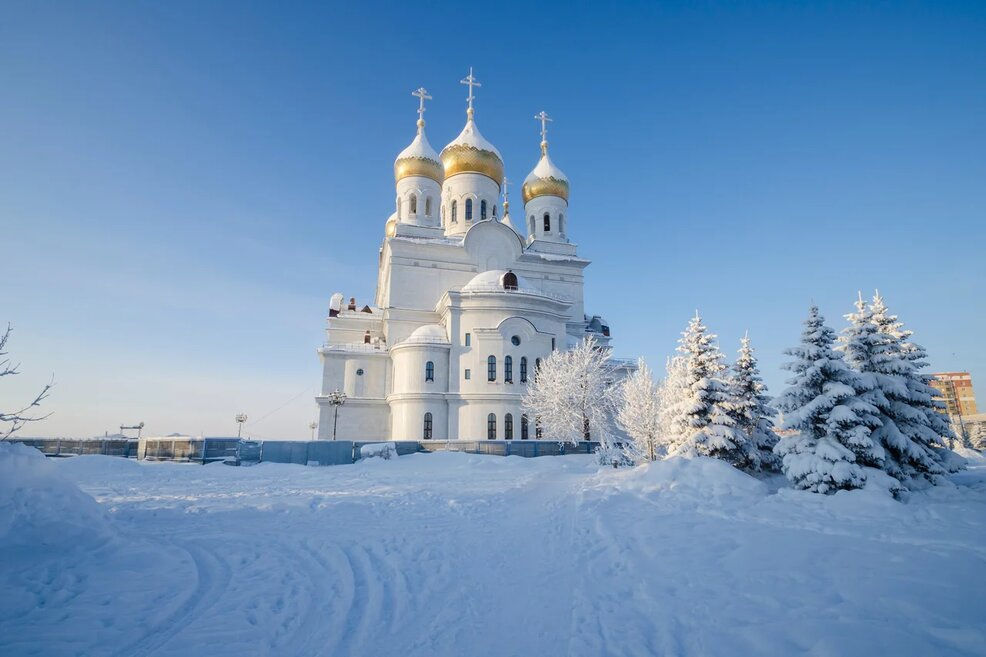 c9b425f5b885f801460e7e62edb99736 - Топ-9 мест в России, куда поехать на Новый год 2023