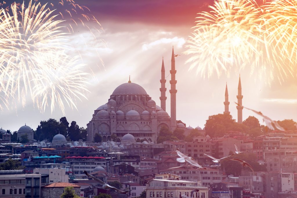 Depositphotos 326015780 L 1024x683 1 - Новый год в Турции 2023